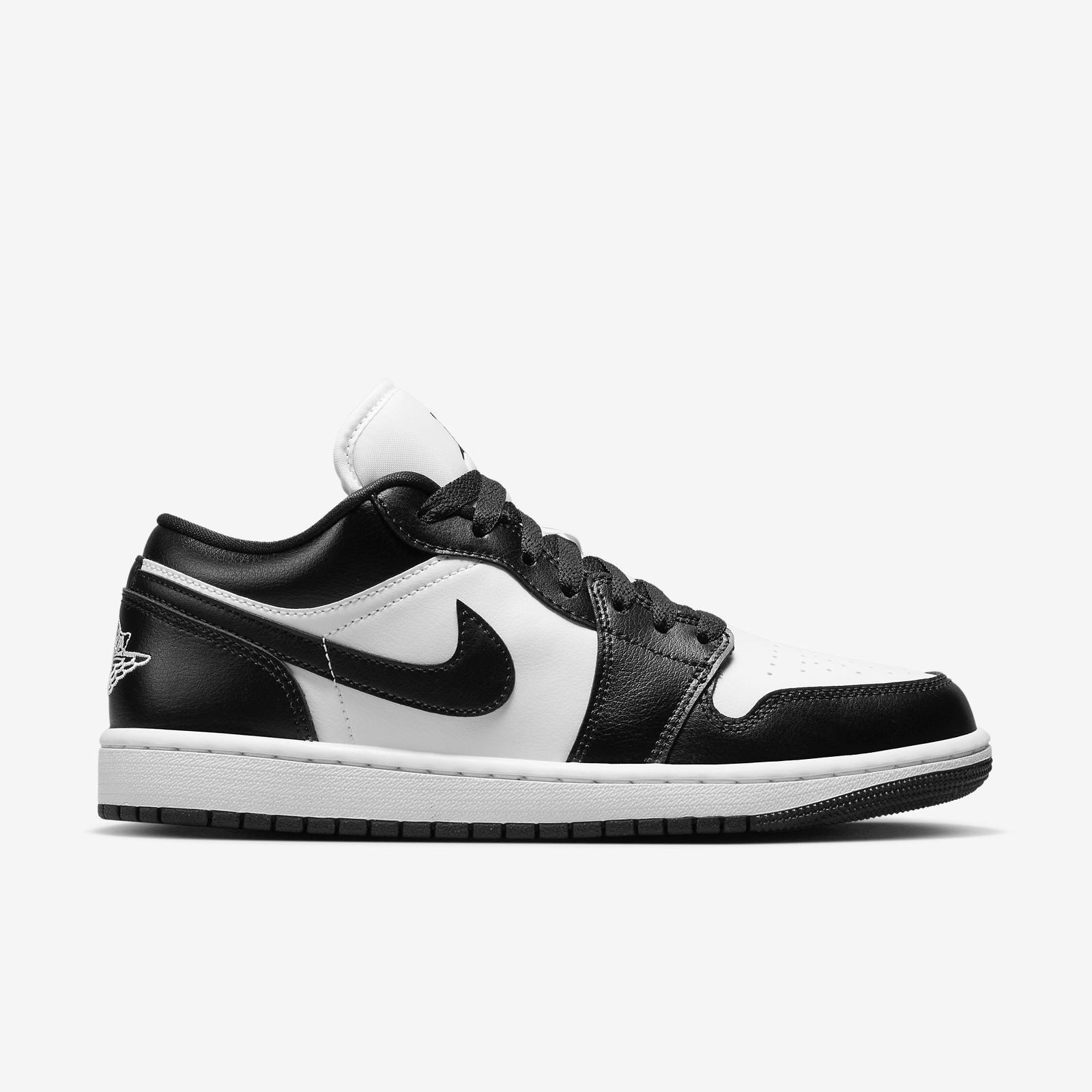 Nike Air Jordan low Black